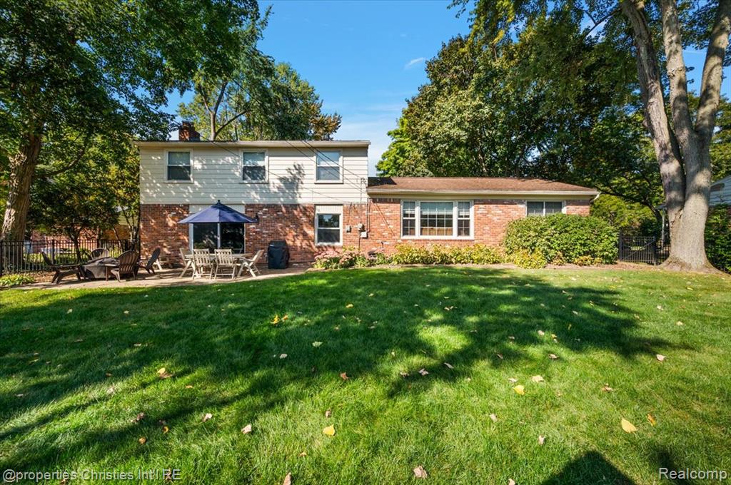 31462 Waltham Road, Beverly Hills, MI 48025 — Photo 44
