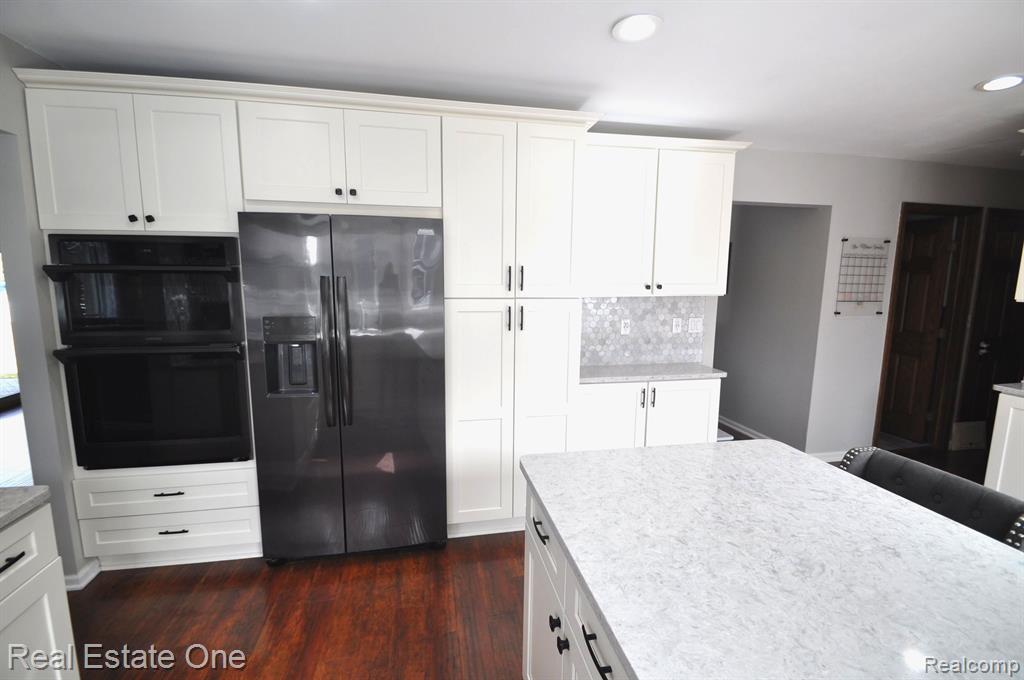 53447 GARLAND Drive, Macomb, MI 48316 — Photo 15