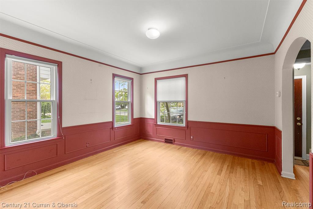 645 ELMWOOD Street, Dearborn, MI 48124 — Photo 10