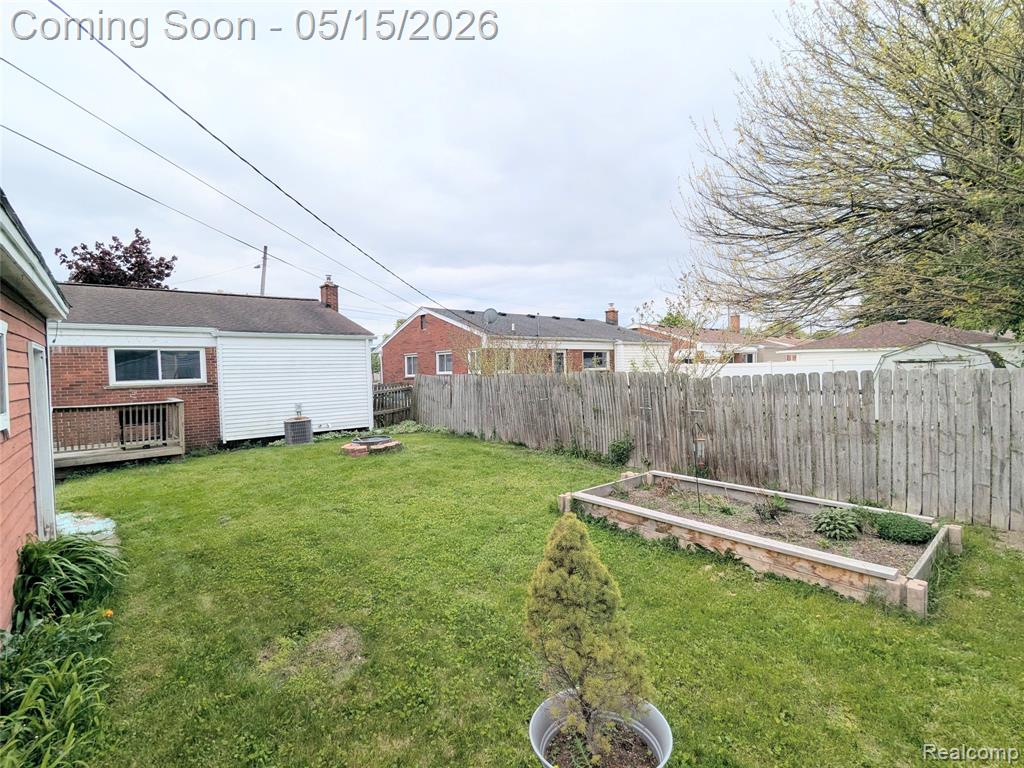 14940 Pennsylvania Road, Southgate, MI 48195 — Photo 21