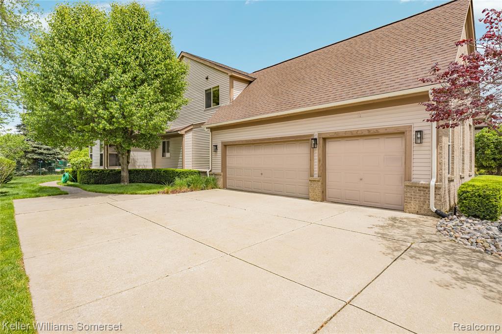 8354 Hummingbird, Commerce Twp, MI 48382 — Photo 63