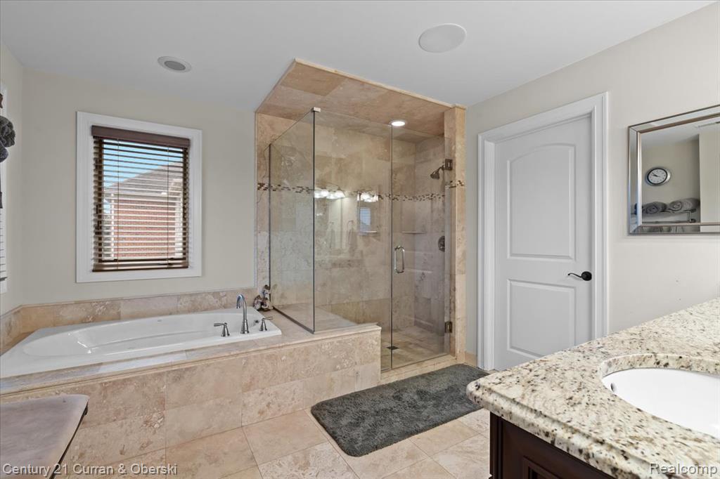 46782 Merion Circle, Northville, MI 48168 — Photo 18