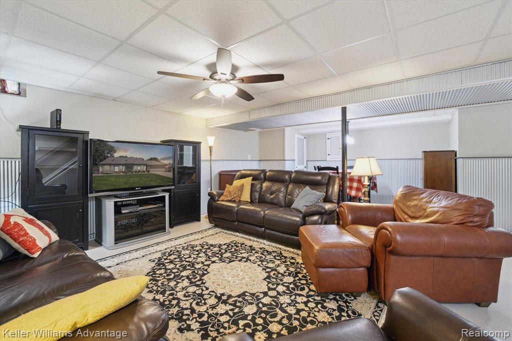 41688 WHITE TAIL Lane, Canton, MI 48188 — Photo 29