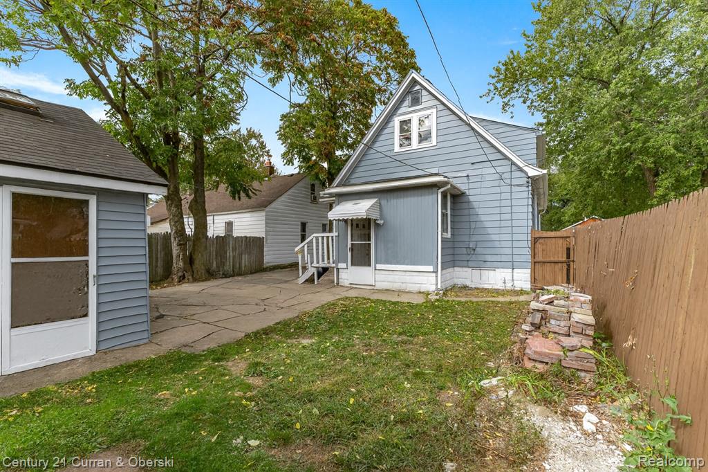 8086 Chalmers Avenue, Warren, MI 48089 — Photo 20