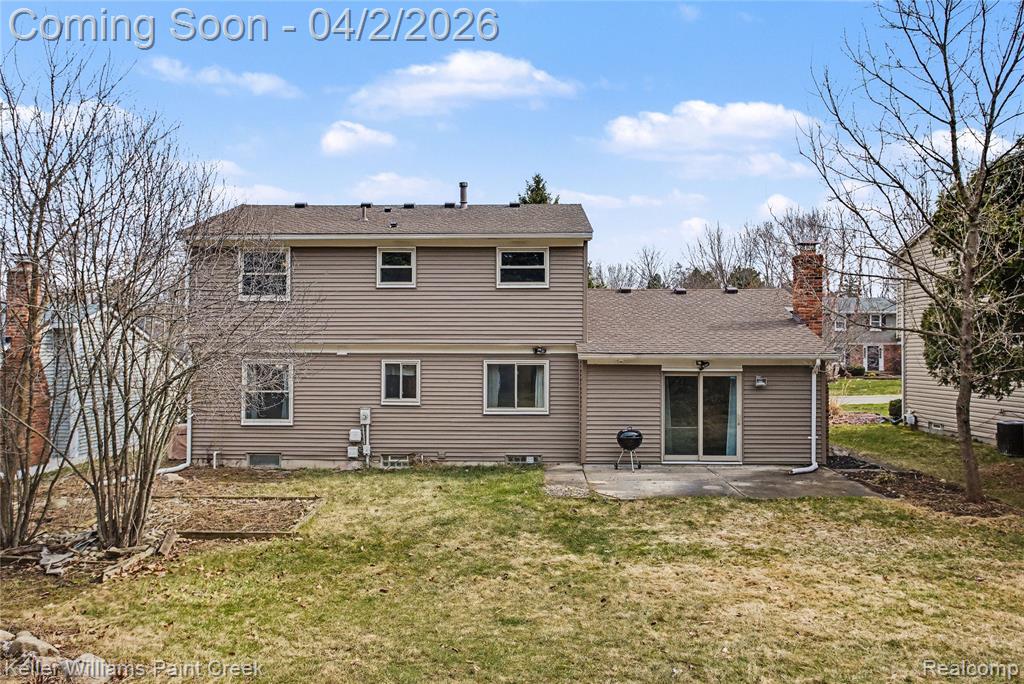 893 Dressler Lane, Rochester Hills, MI 48307 — Photo 28