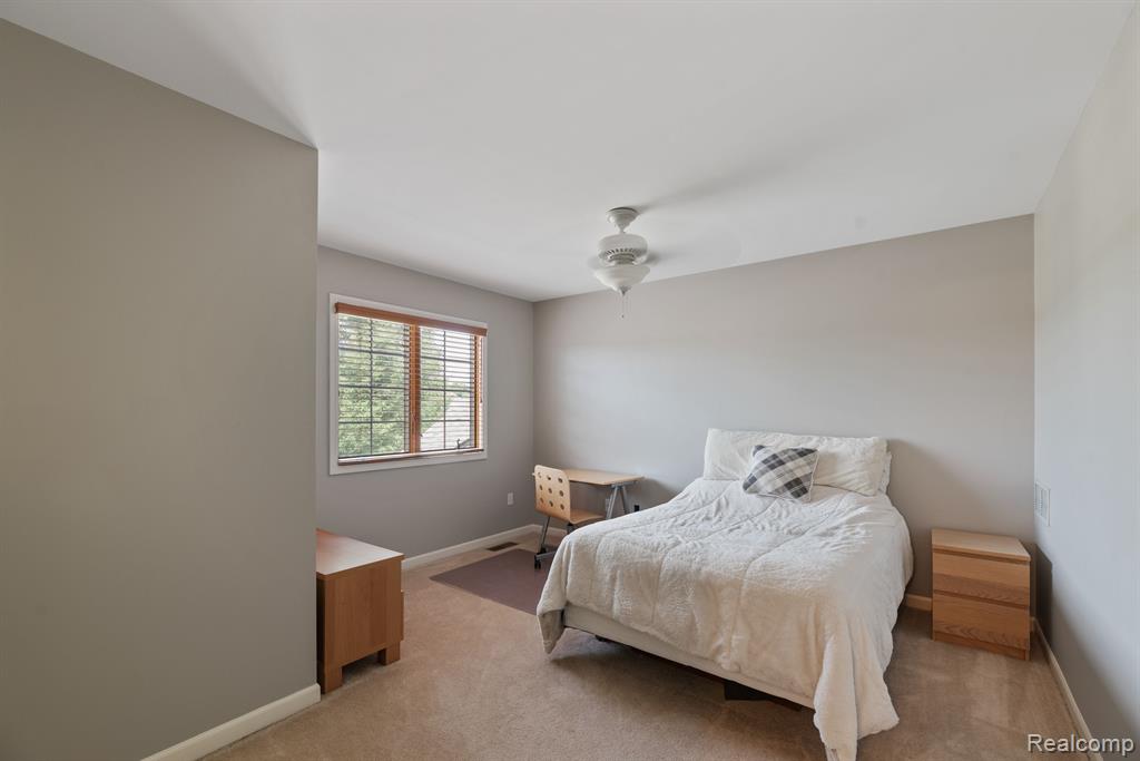6197 MOUNTAIN LAUREL Drive, Brighton, MI 48116 — Photo 29