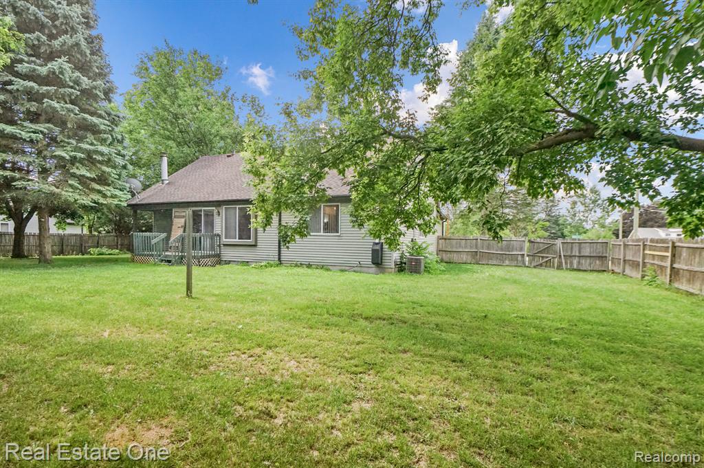 6770 John R Road, Troy, MI 48085 — Photo 22