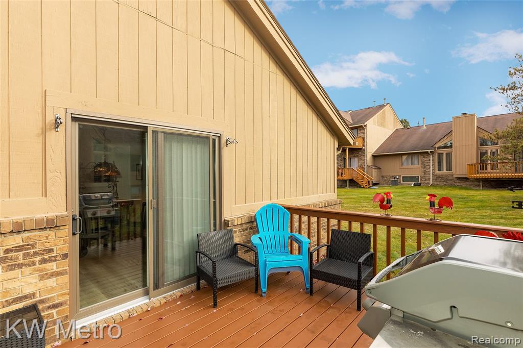 6129 Westbrooke Drive, West Bloomfield, MI — Photo 40