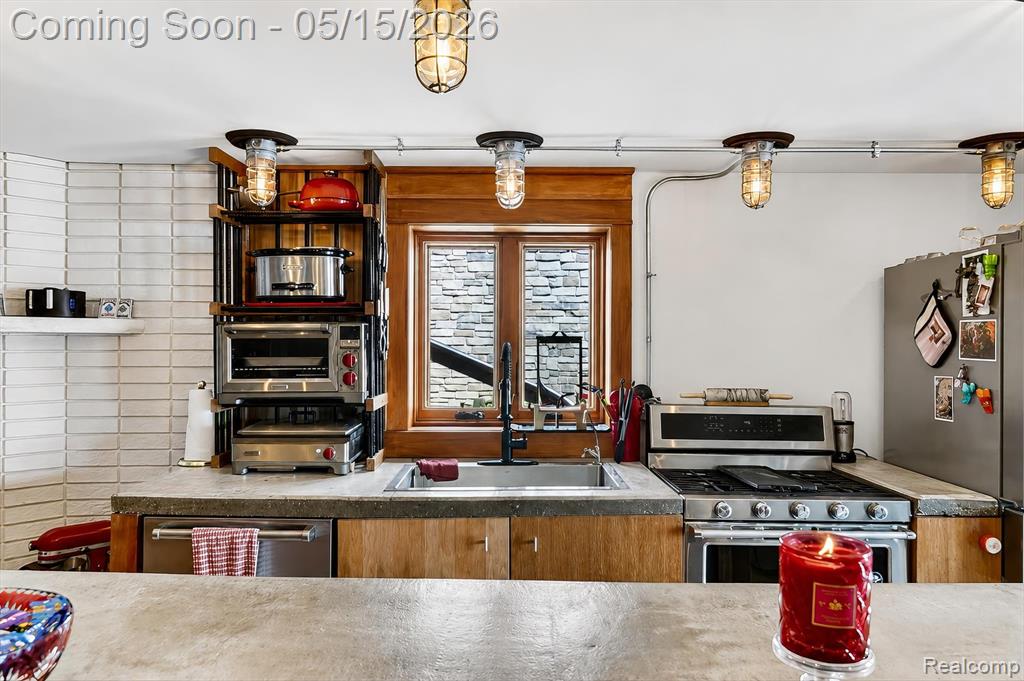 12078 Mantawauka Drive, Fenton, MI 48430 — Photo 13