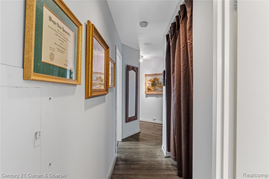 5000 Town Center, 1606, Southfield, MI 48075 — Photo 34