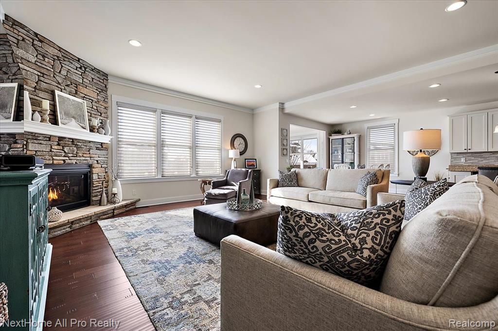 22841 Shepherds Hollow Drive, South Lyon, MI 48178 — Photo 8