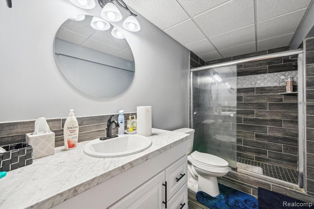 5121 HAWKSEYE Trace, Warren, MI 48092 — Photo 41