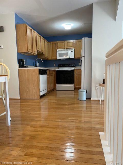 1939 LINDSAY Lane, Ann Arbor, MI 48104 — Photo 11