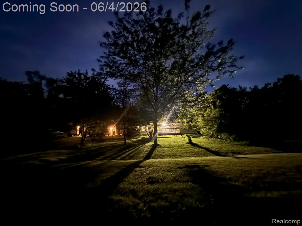 48261 Roy Court, Belleville, MI 48111 — Photo 34