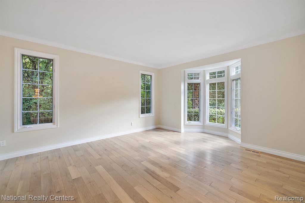 30055 FOREST Drive, Franklin, MI 48025 — Photo 11