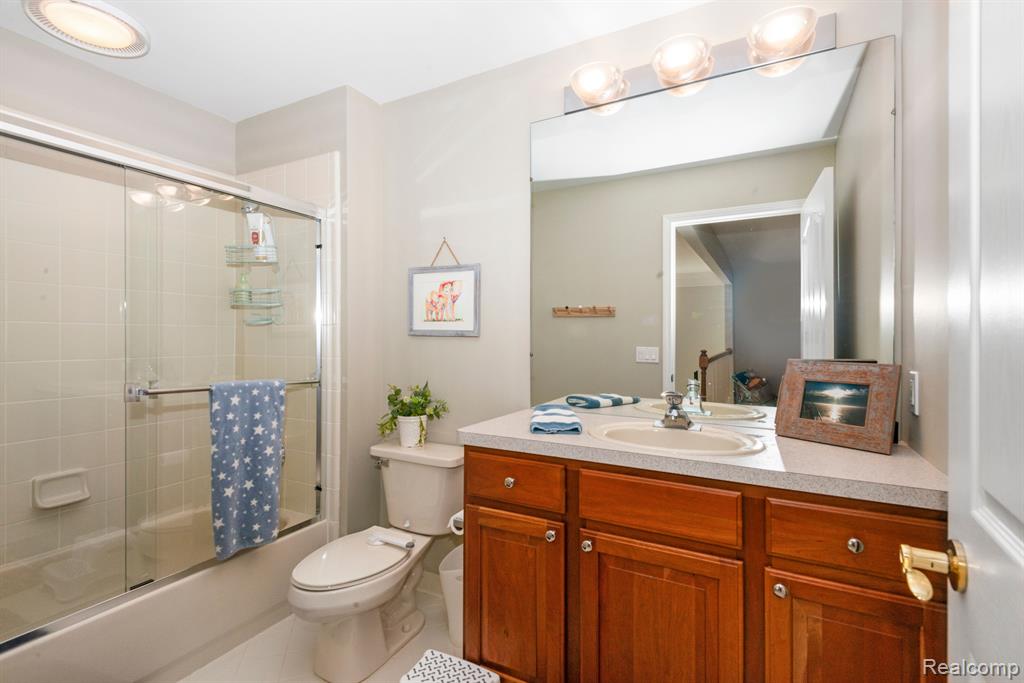 16420 Cypress, Northville, MI 48168 — Photo 34