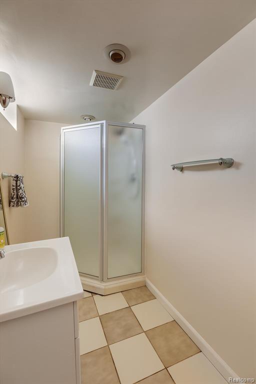 869 LIBERTY Avenue, Lincoln Park, MI 48146 — Photo 23