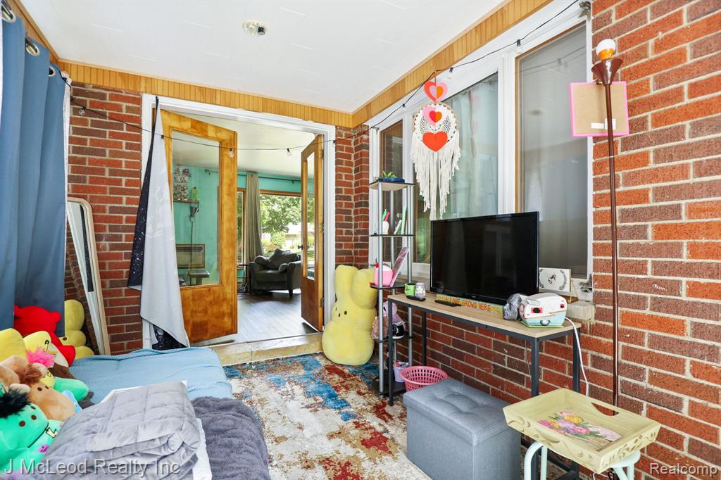 703 W Burnside Street, Caro, MI 48723 — Photo 13