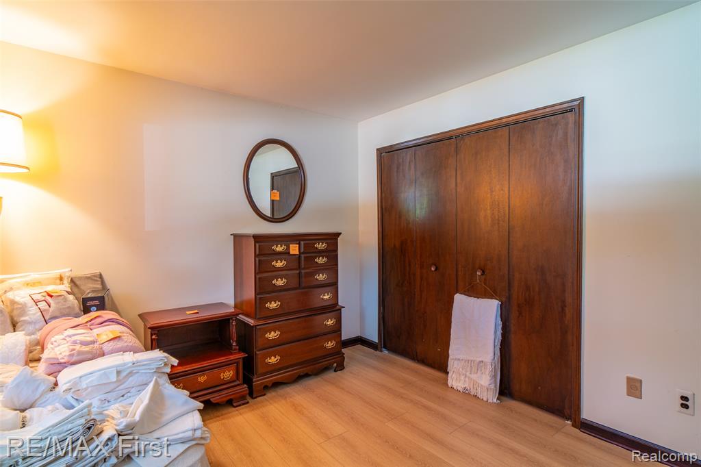 47798 CHRYS, Macomb, MI 48044 — Photo 32