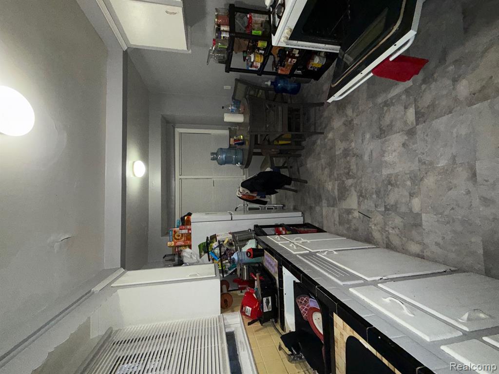 19464 Trinity Street - Photo 5