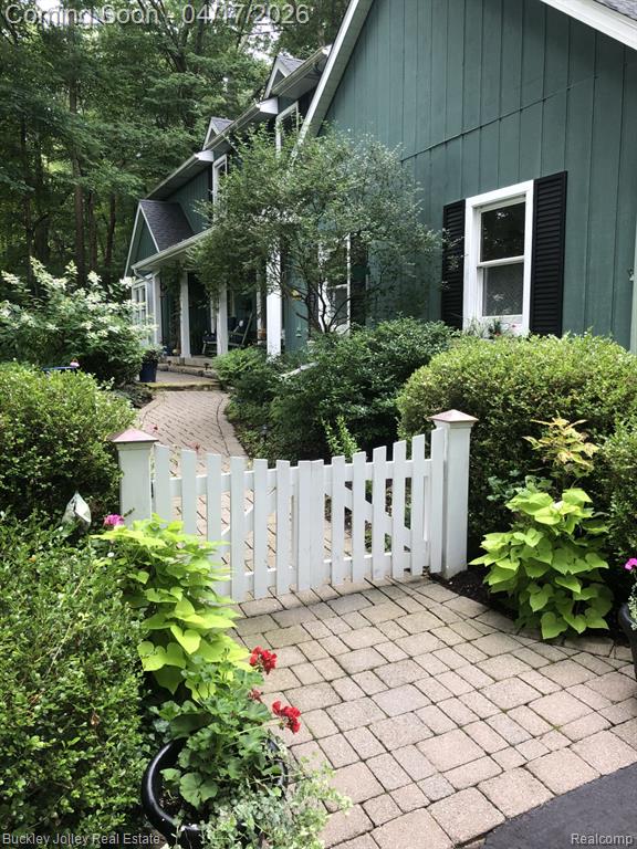 539 Bonnie Circle, Howell, MI 48843 — Photo 37