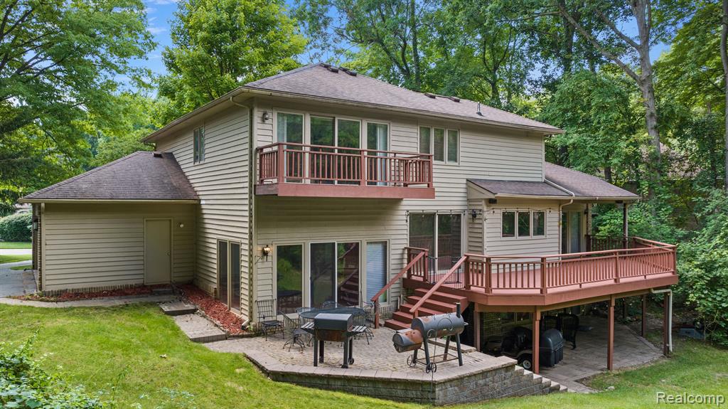8398 ELKRUN Drive, Clarkston, MI 48348 — Photo 56