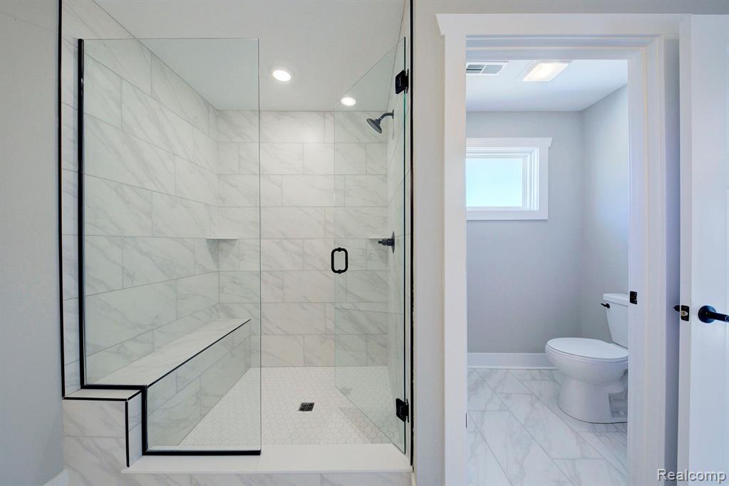 614 ROUND ROCK Drive, Howell, MI 48843 — Photo 12