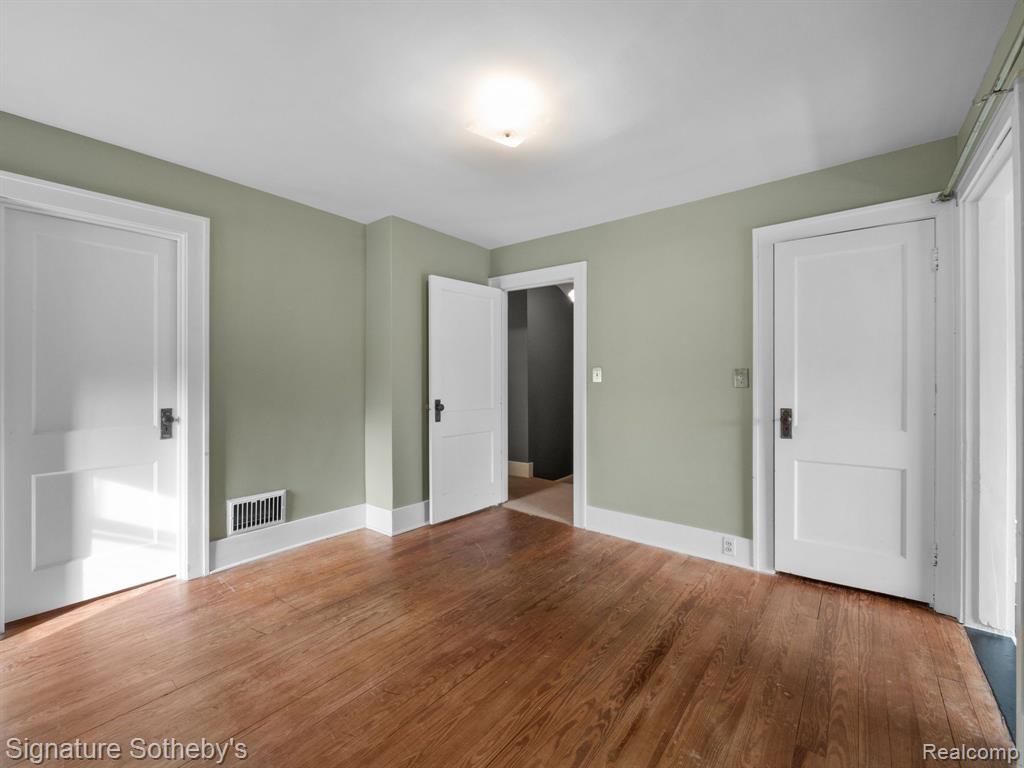 7 ROBERTSON Court, Clarkston, MI — Photo 35