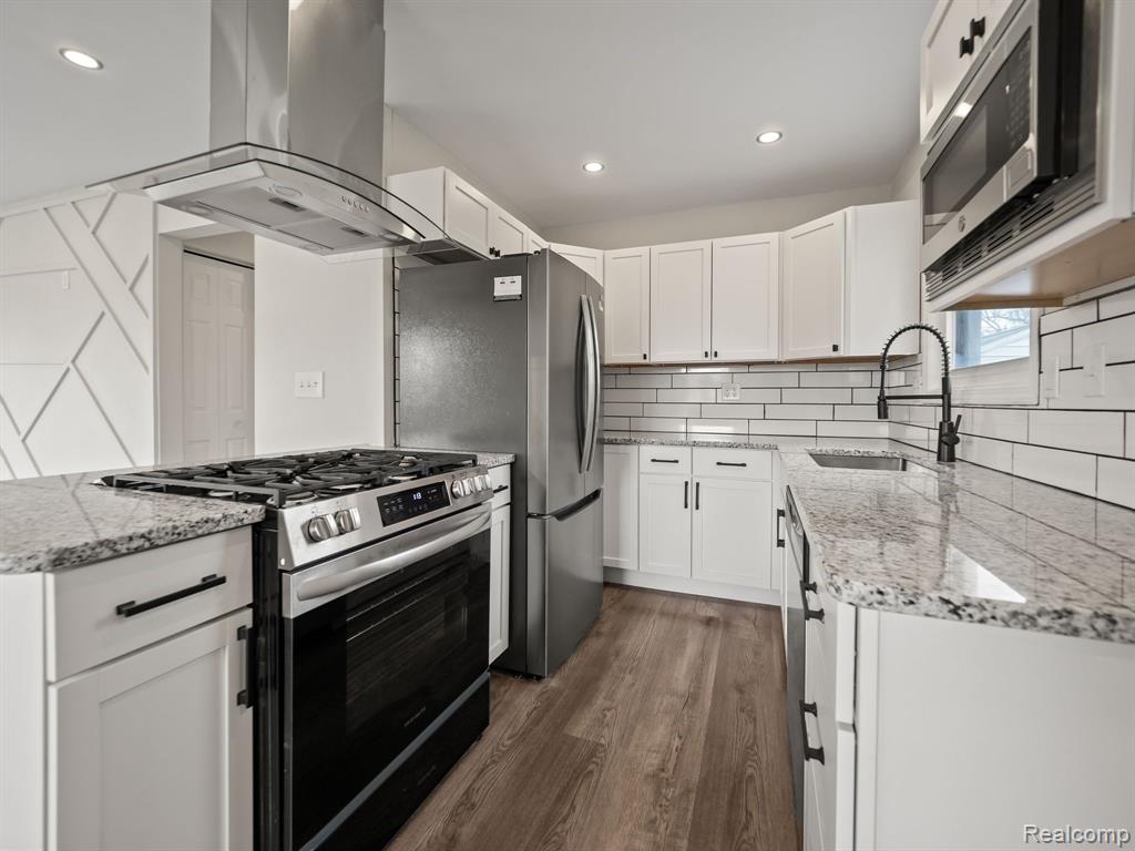 558 S 24TH Street, Saginaw, MI 48601 — Photo 5