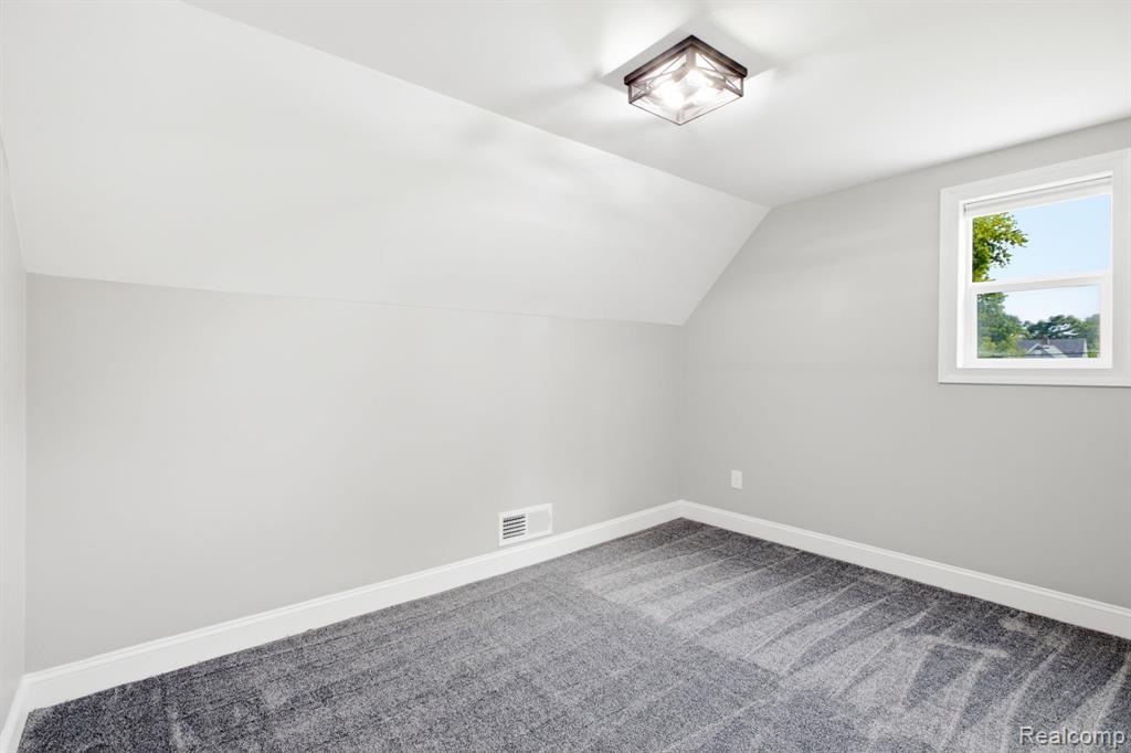 1126 Miller Street, Port Huron, MI 48060 — Photo 16