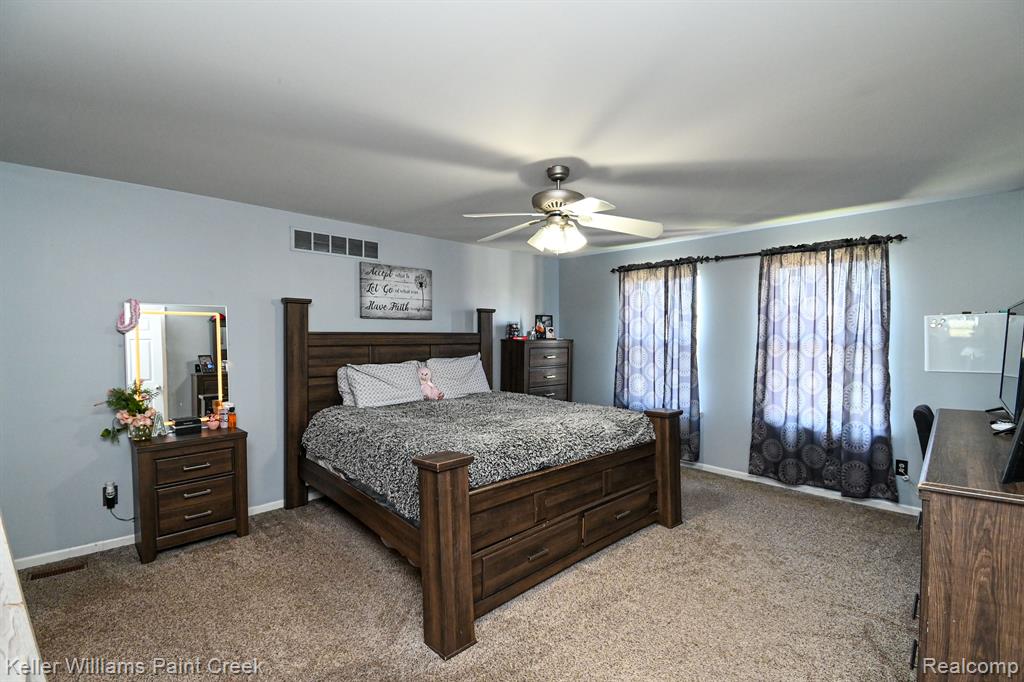 51466 PROMENADE Lane, New Baltimore, MI 48047 — Photo 27