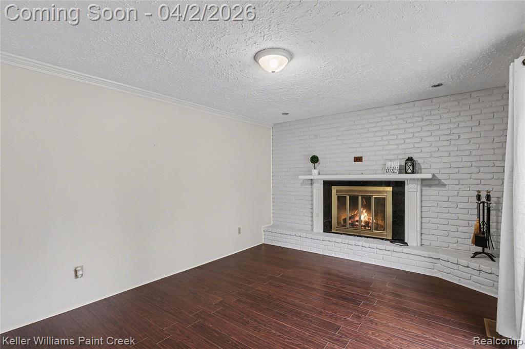 893 Dressler Lane, Rochester Hills, MI 48307 — Photo 9