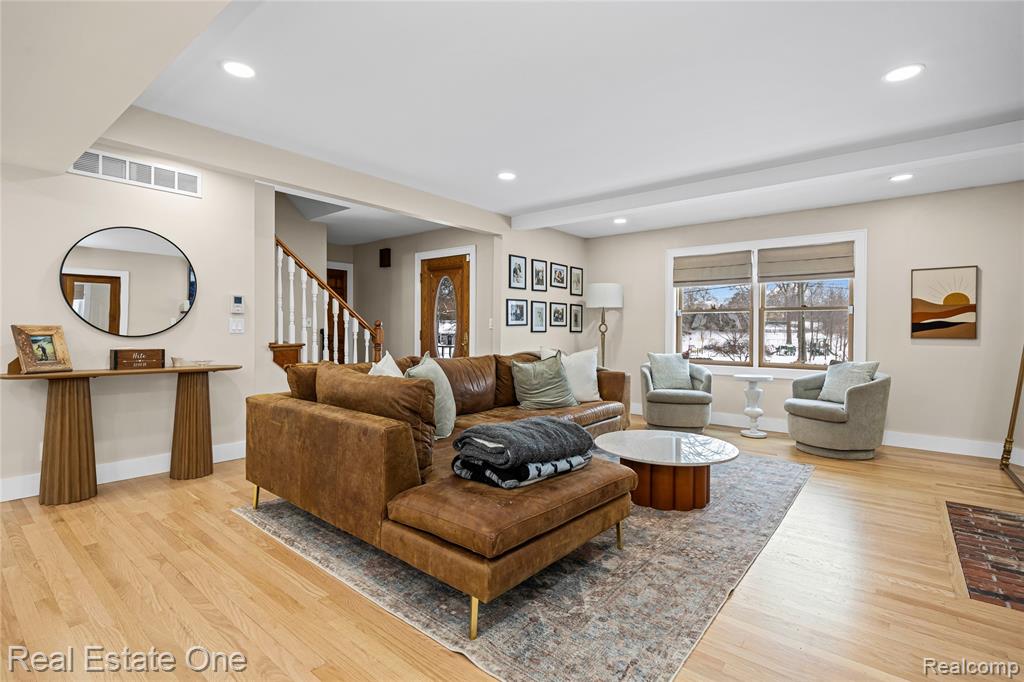 380 Depot Road, Clarkston, MI — Photo 19