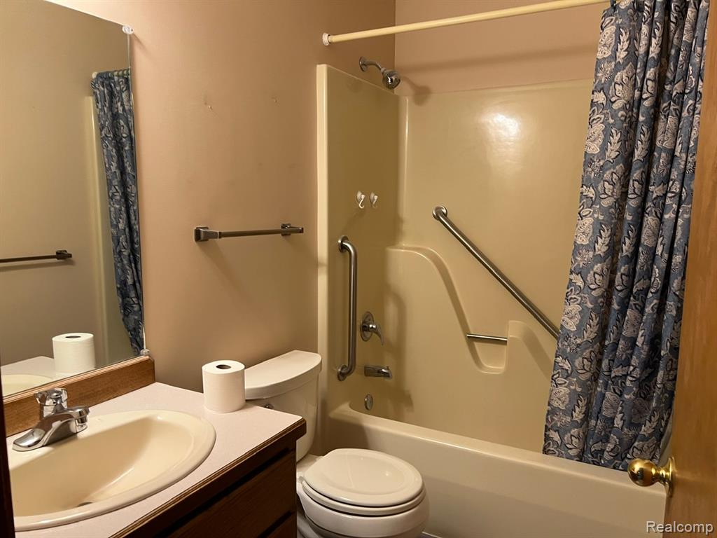 4480 Genesee Road, Lapeer, MI 48446 — Photo 22