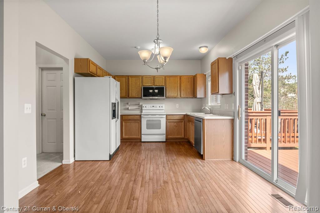 533 CONCORD Drive, Canton, MI 48188 — Photo 15