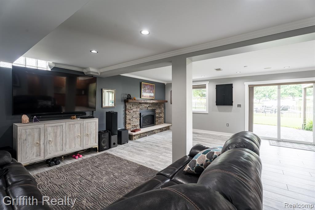1158 Camelot Drive, Pinckney, MI 48169 — Photo 51
