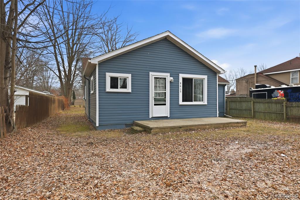 9665 River Street, Clay, MI 48001 — Photo 21