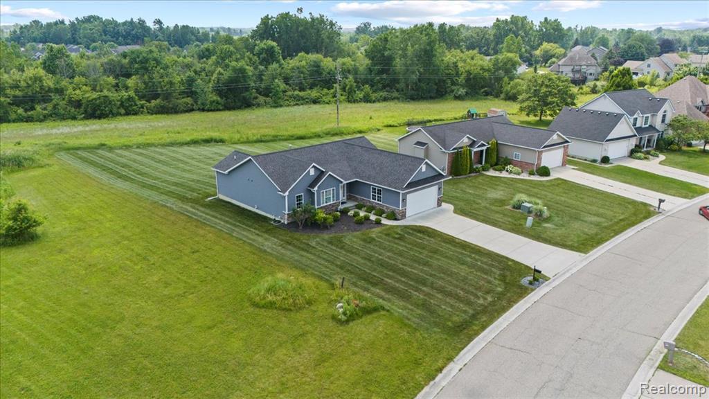 5606 Chatham Lane, Grand Blanc, MI 48439 — Photo 6