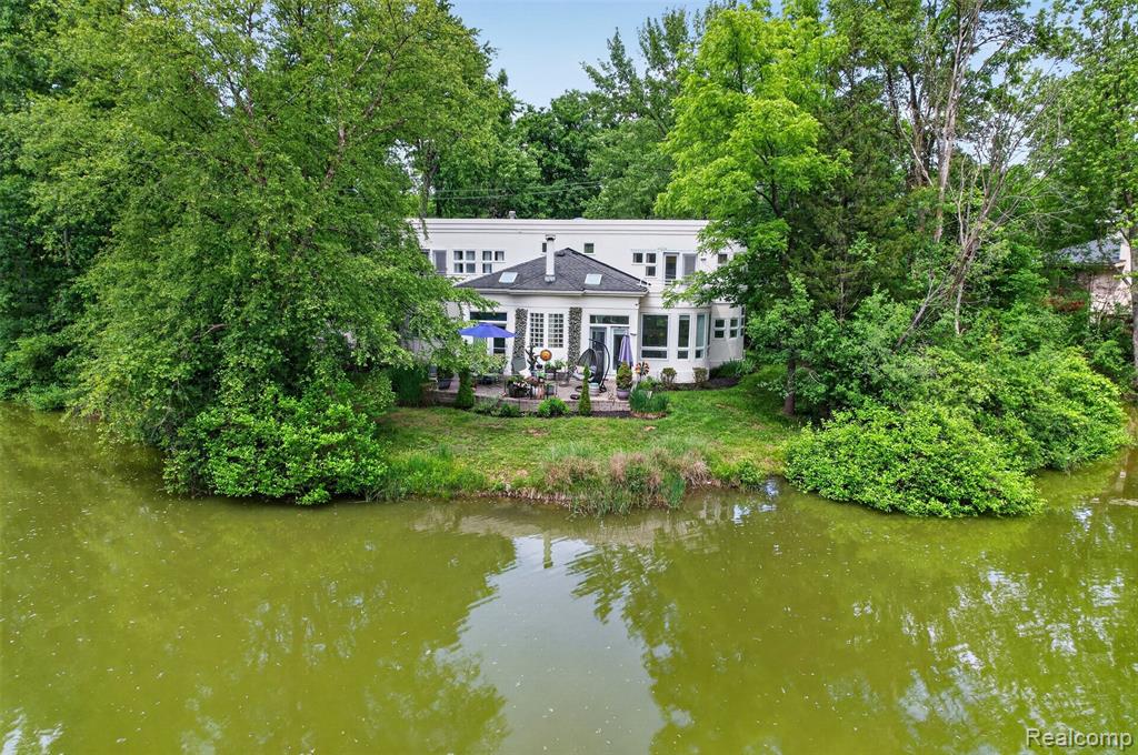 4845 Bryn Mawr Drive, Bloomfield Hills, MI 48301 — Photo 3