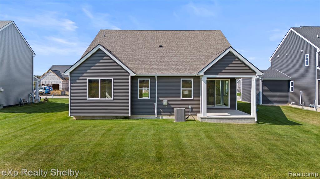 52814 Wellington Valley Drive, Macomb, MI 48042 — Photo 2