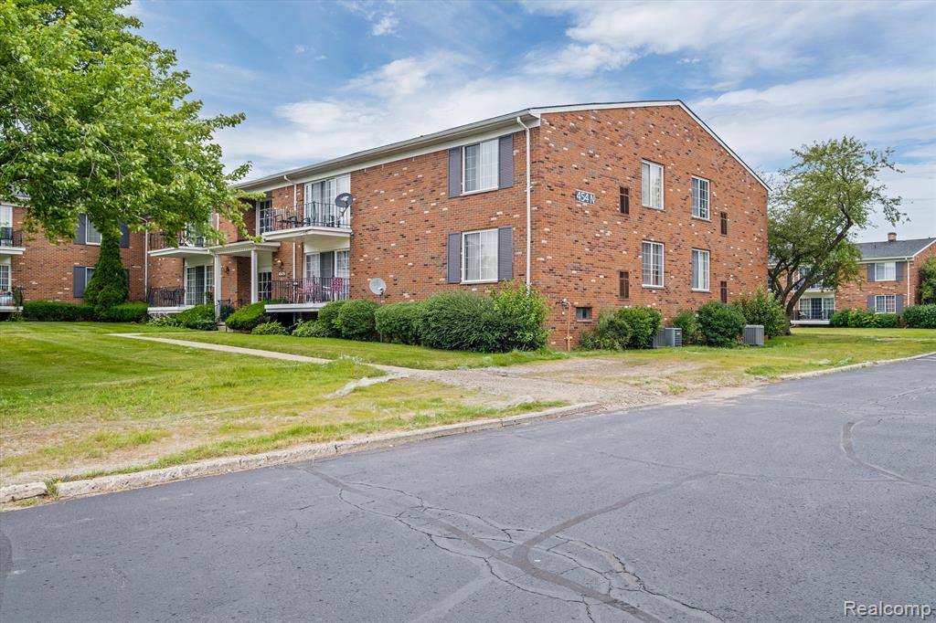 454 Fox Hills N Drive, 5, Bloomfield Hills, MI 48304 — Photo 4