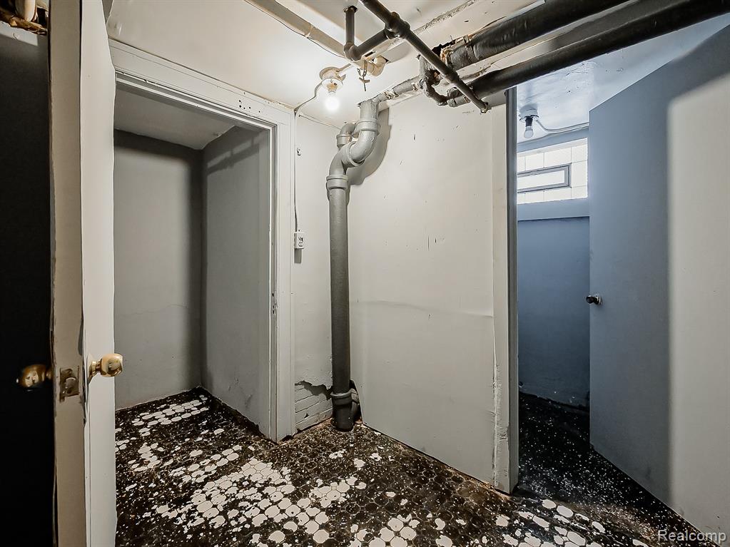 491 E GRAND Boulevard, Detroit, MI 48207 — Photo 50