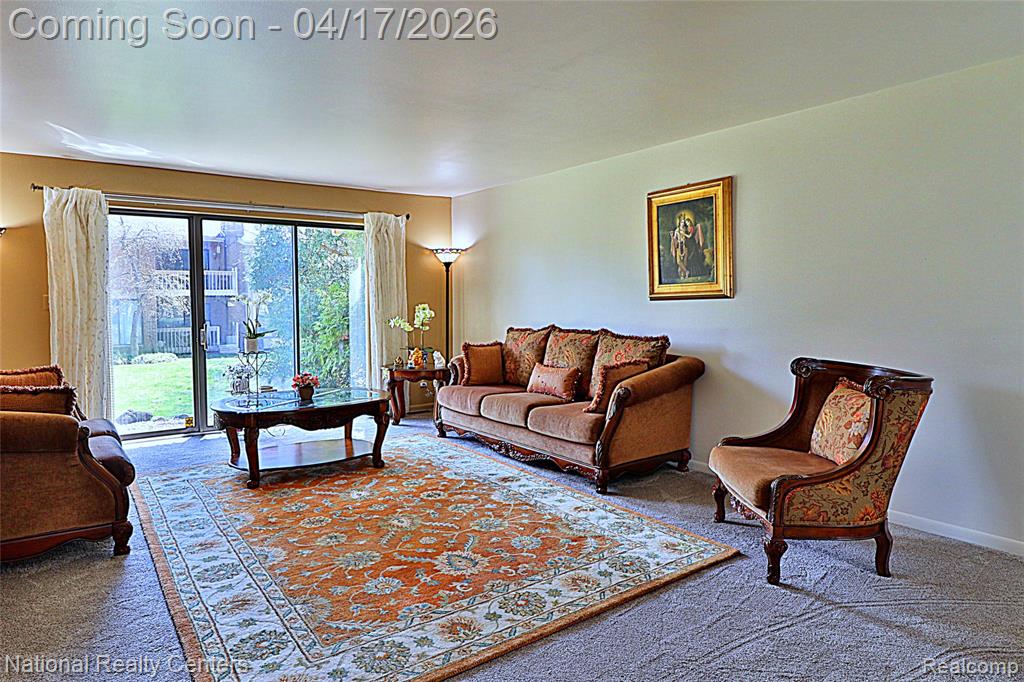 7309 Creek View Circle, West Bloomfield, MI — Photo 7