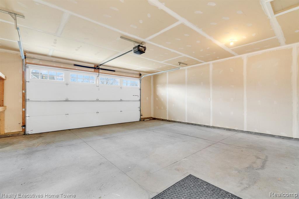 4080 Lancaster Drive, Fort Gratiot, MI 48059 — Photo 32