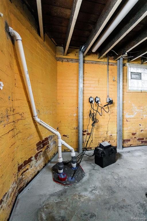 1020 FERDINAND Street, Detroit, MI 48209 — Photo 72