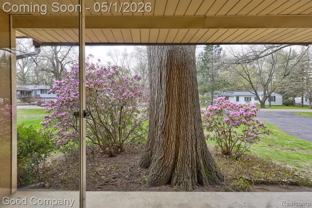 575 S Briarvale Drive, Auburn Hills, MI 48326 — Photo 47