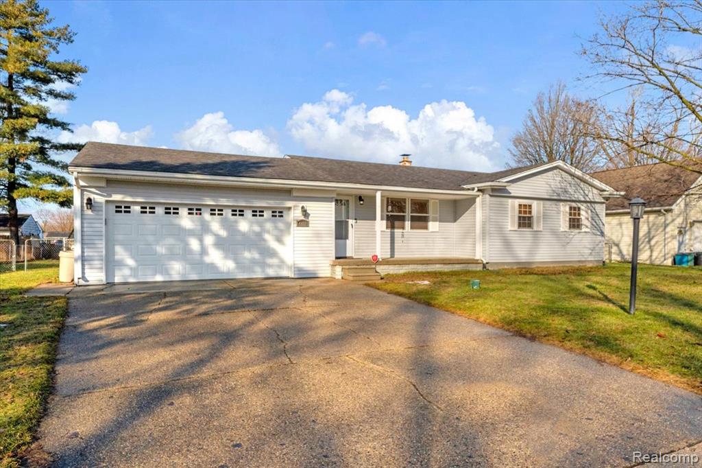 4460 Bristolwood Drive, Flint, MI 48507 — Photo 3