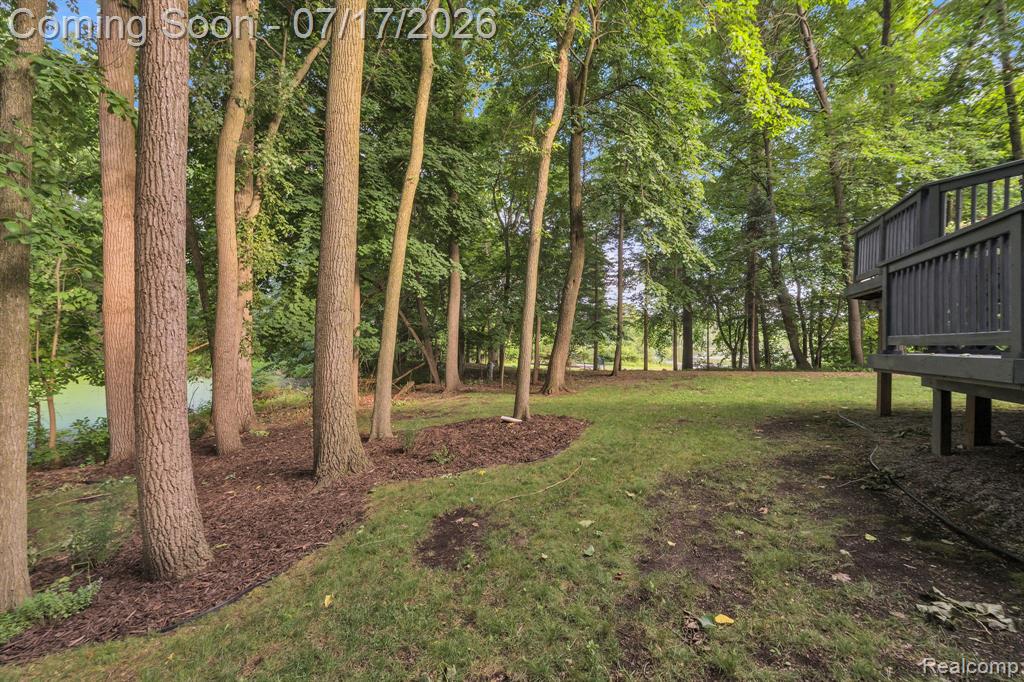 6081 Beachwood Drive, West Bloomfield, MI 48324 — Photo 57