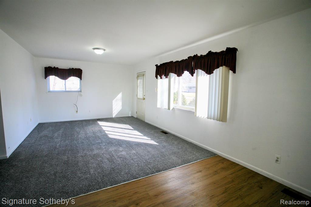 4781 RIOVIEW Drive, Clarkston, MI — Photo 3