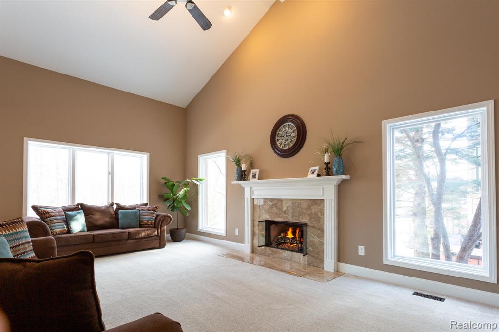 414 Roundview Drive, Rochester, MI 48307 — Photo 33